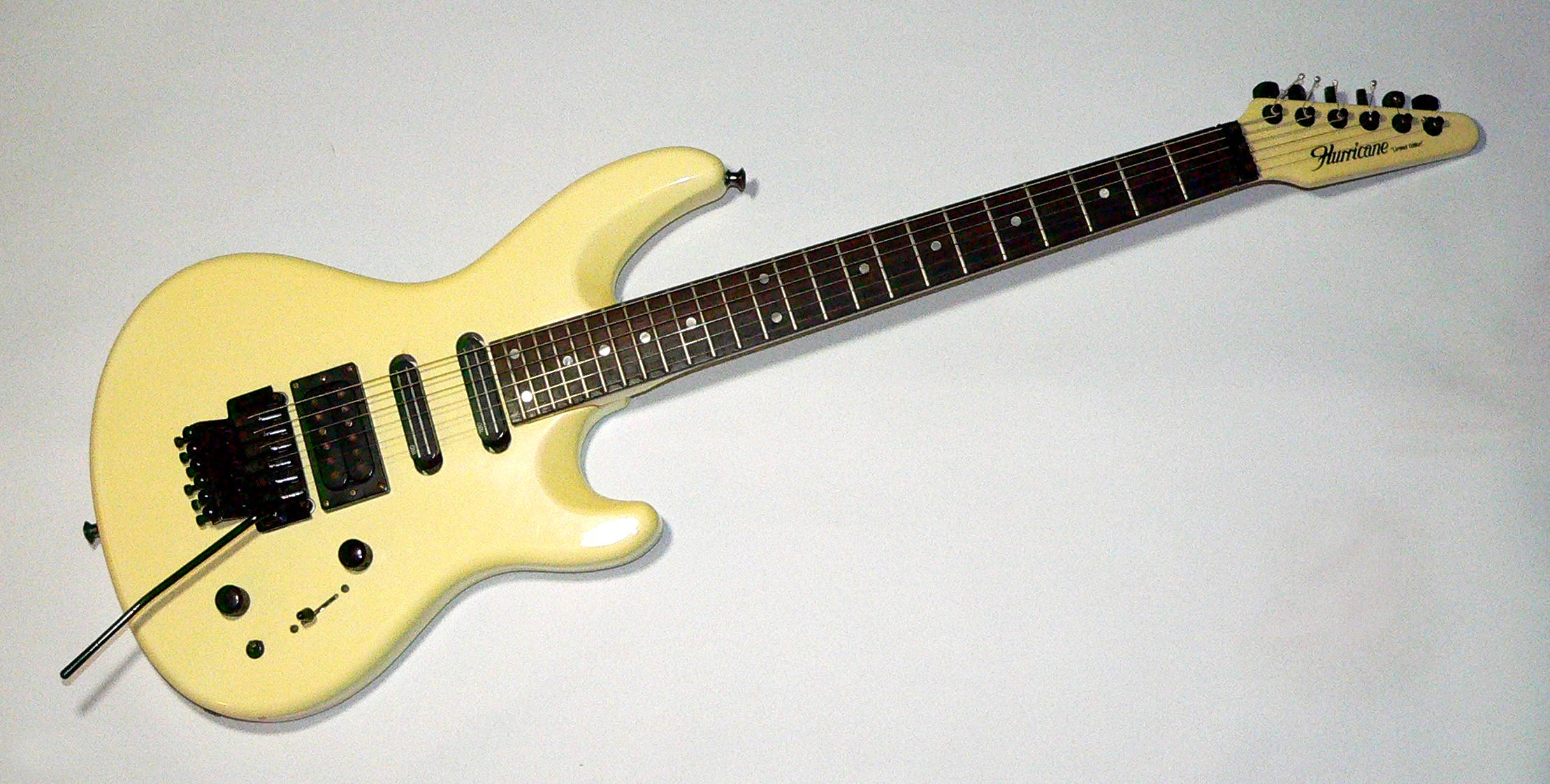 E-Gitarre  HURRICANE Limited Edition