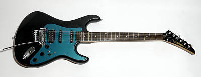 E-Gitarre KRAMER Striker ST300 Custom