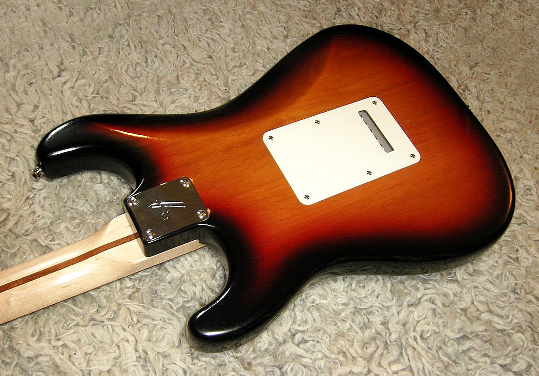 fender-strat-am - Details