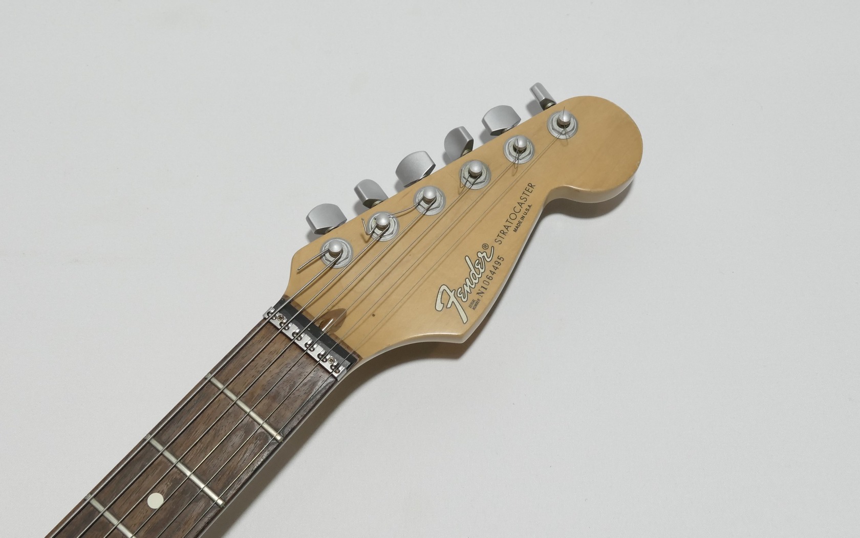 fender-strat-plus - Details