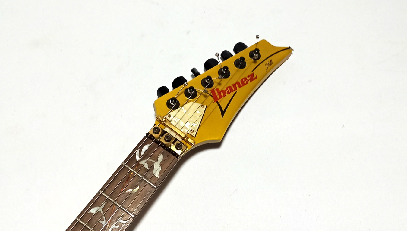 ibanez-jem7 - Details