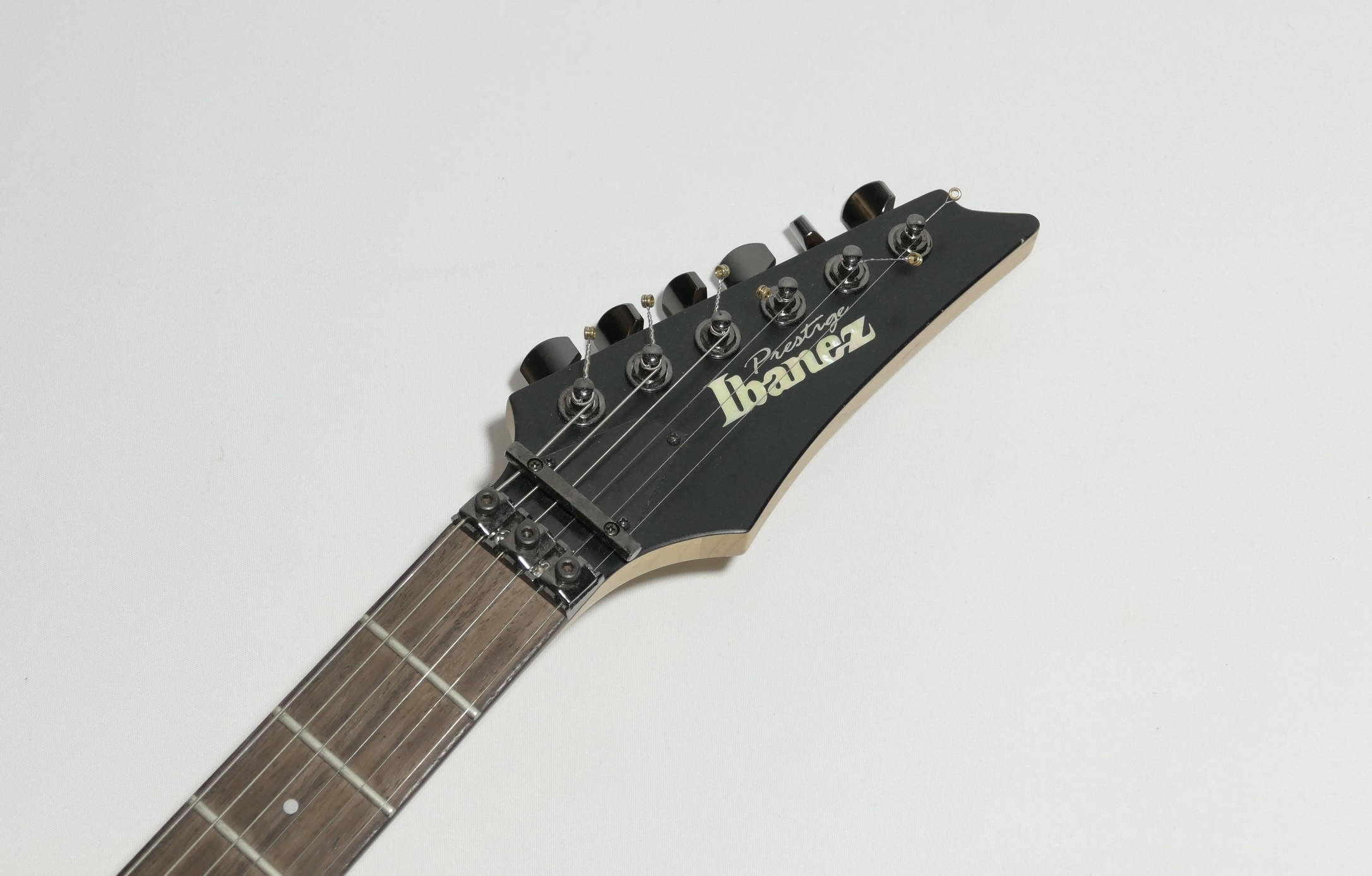 ibanez-prestige - Details