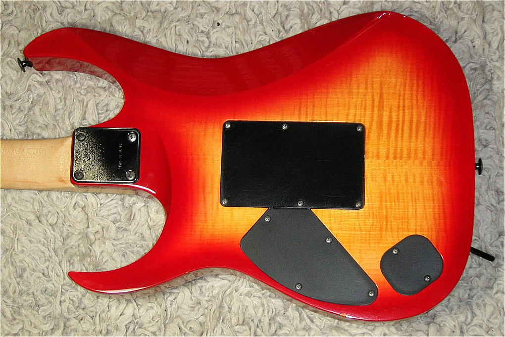 ibanez-rg570 - Details