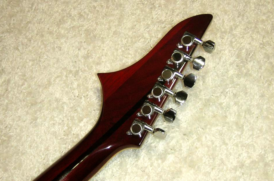 premium-guitars - Details