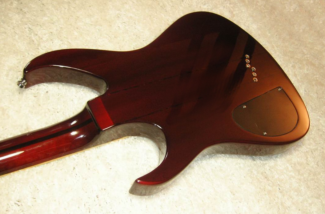 premium-guitars - Details
