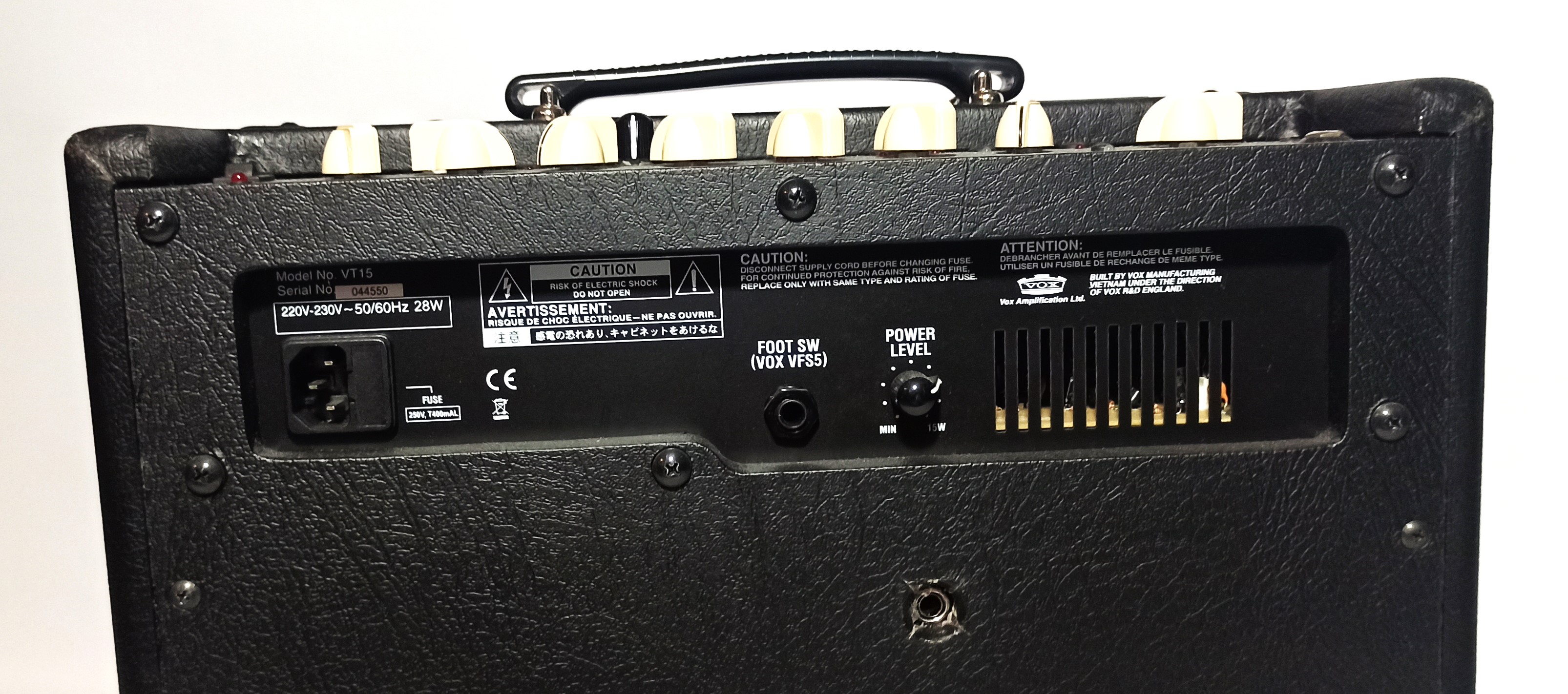 vox-vt15 - Details