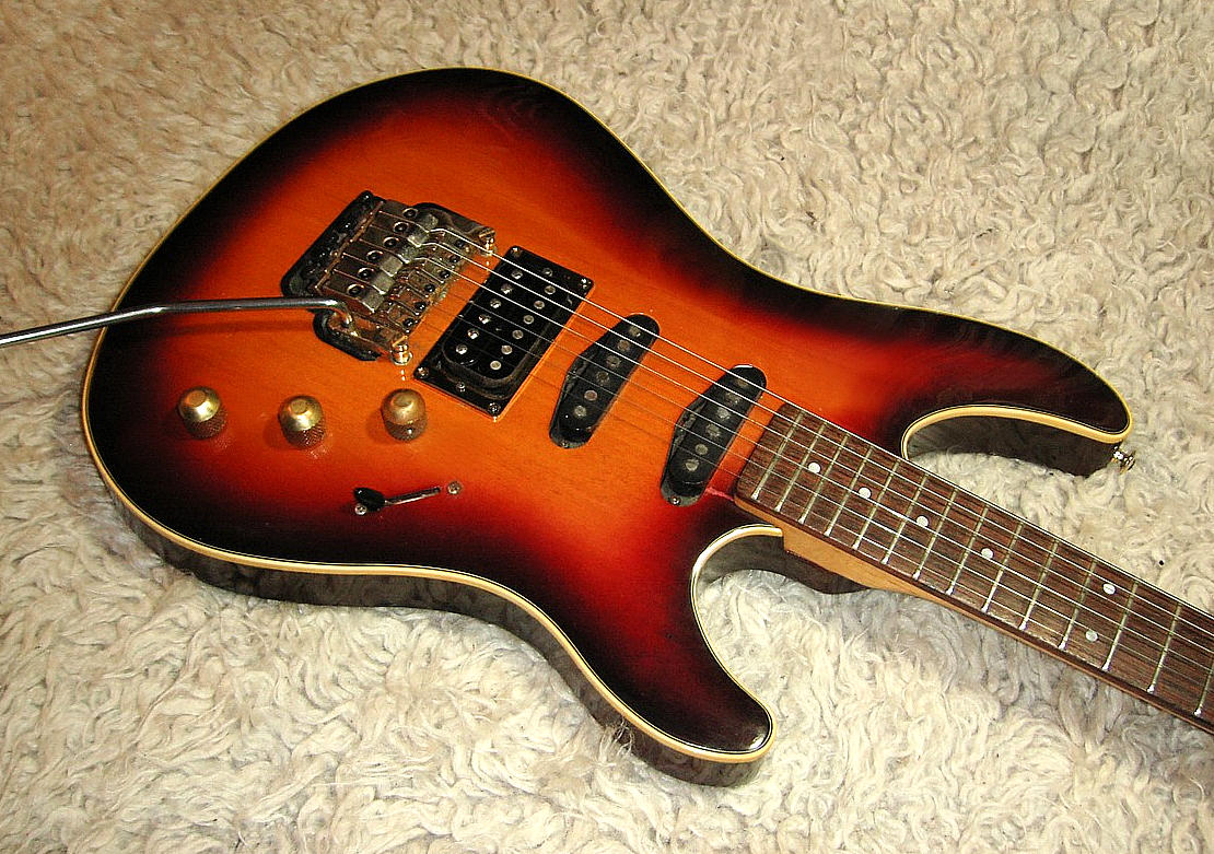 yamaha-se812 - Details